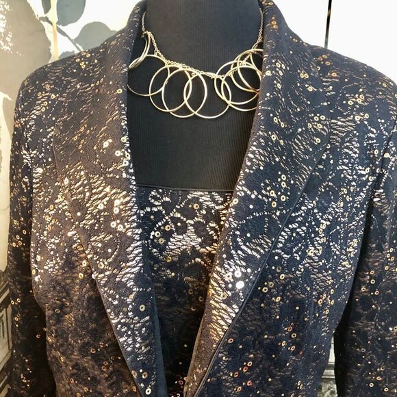 Beautiful jacket with tank by R&M Richards - Picture 2 of 3